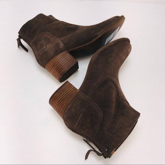 UGG Womens Size 7M Bandara Dark Olive Suede Boot - Picture 7 of 12